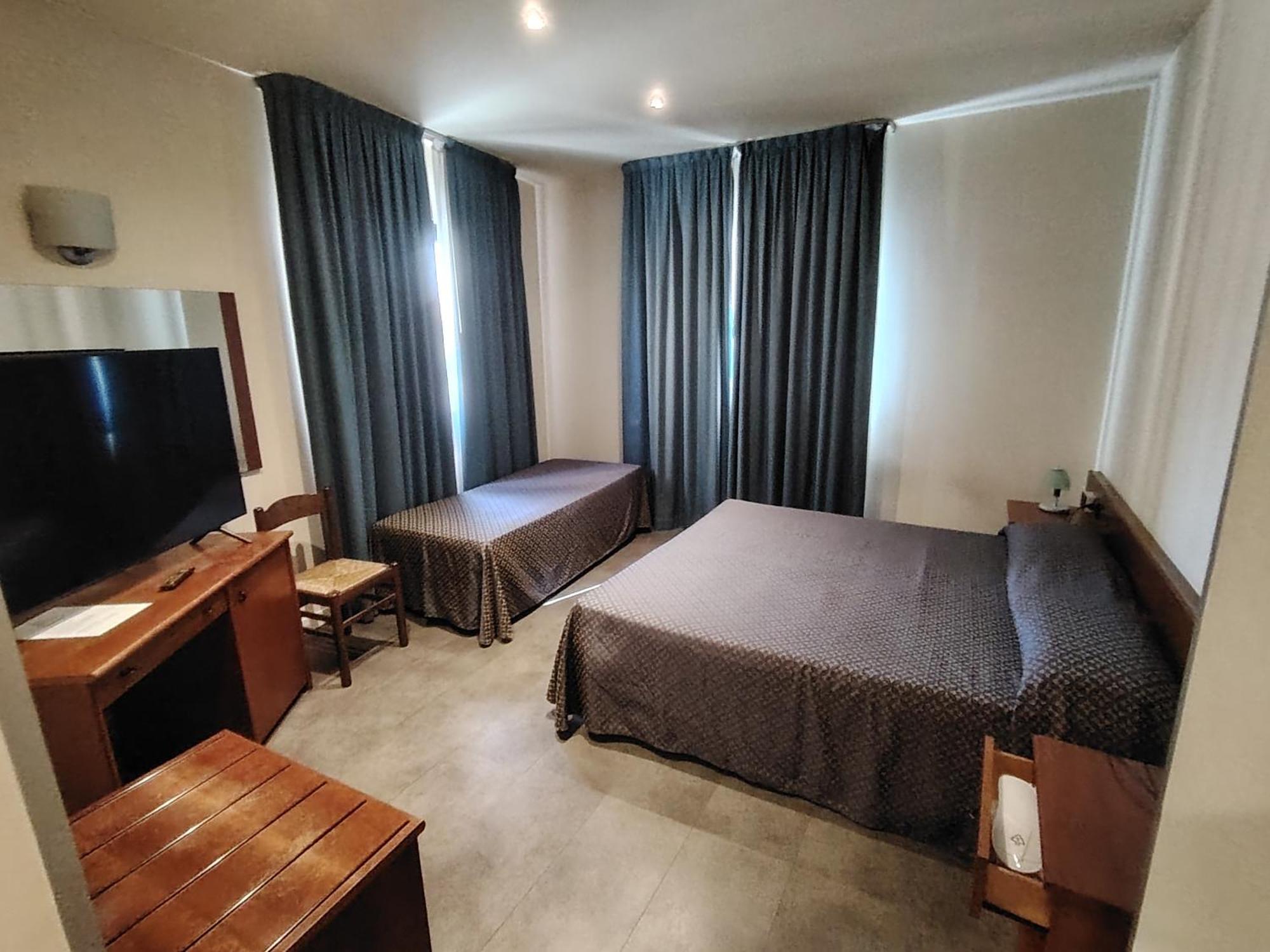 Albergo Centrale Trebaseleghe Екстер'єр фото