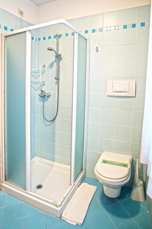 Albergo Centrale Trebaseleghe Екстер'єр фото